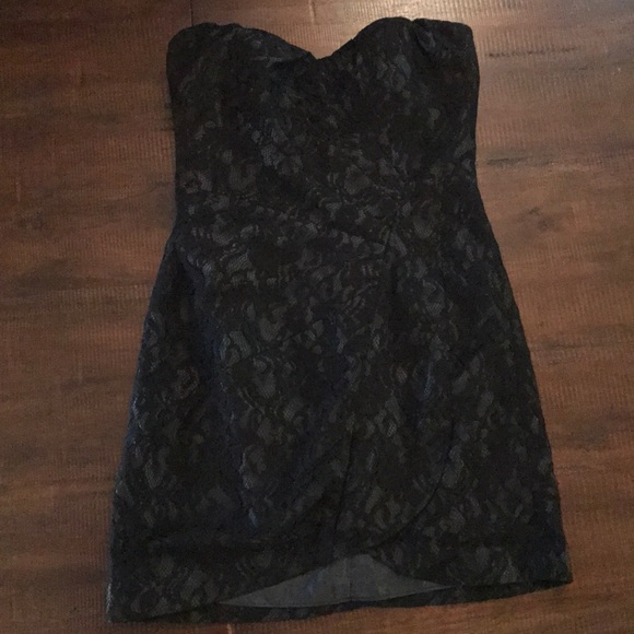 Brighton Dresses & Skirts - ‼️LAST DAY‼️EUC~ Brighton Strapless Dress